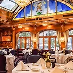 ホテル グランド ツェルマッターホフ 5*